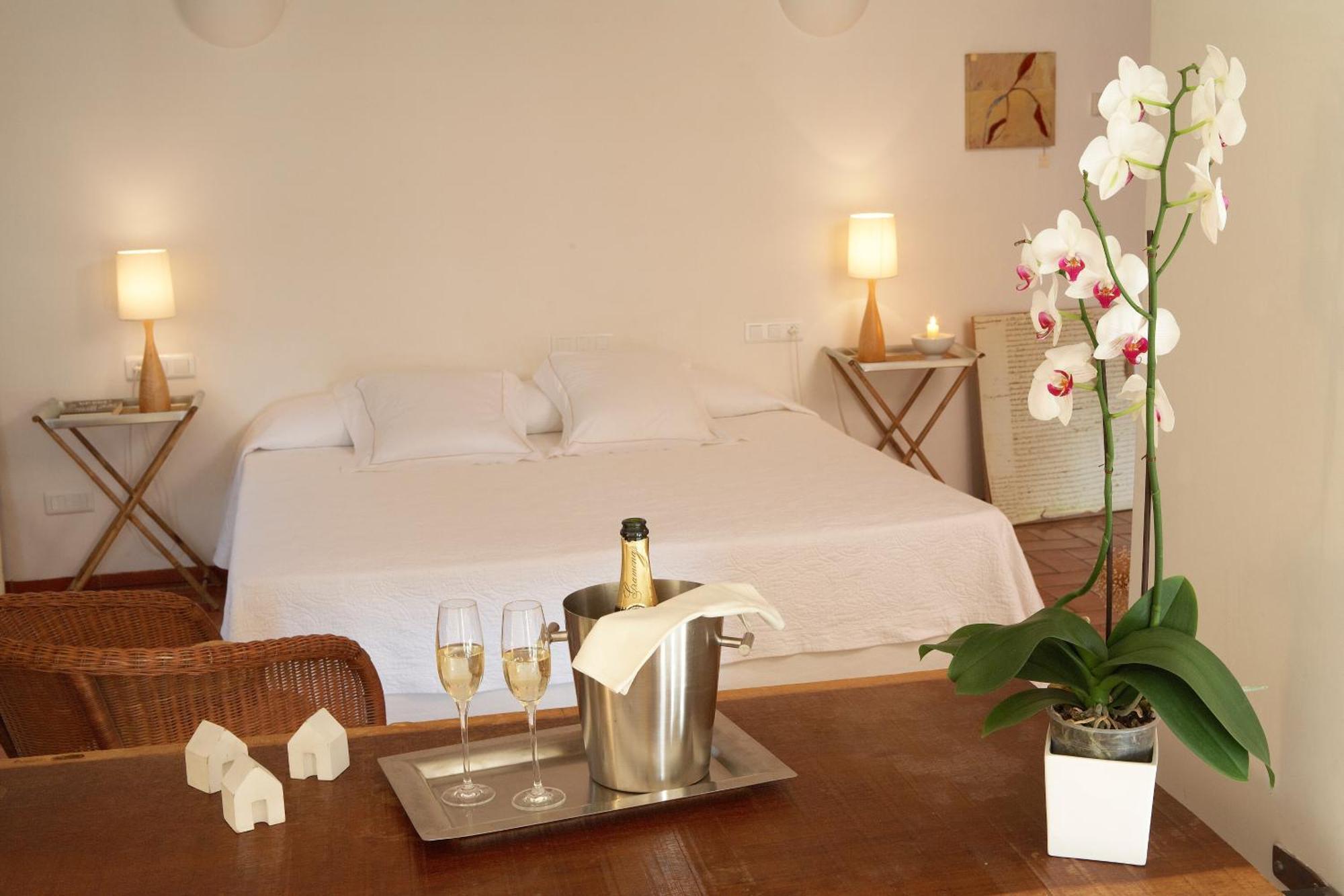 Hotel La Placa มาเดรมันยา ภายนอก รูปภาพ